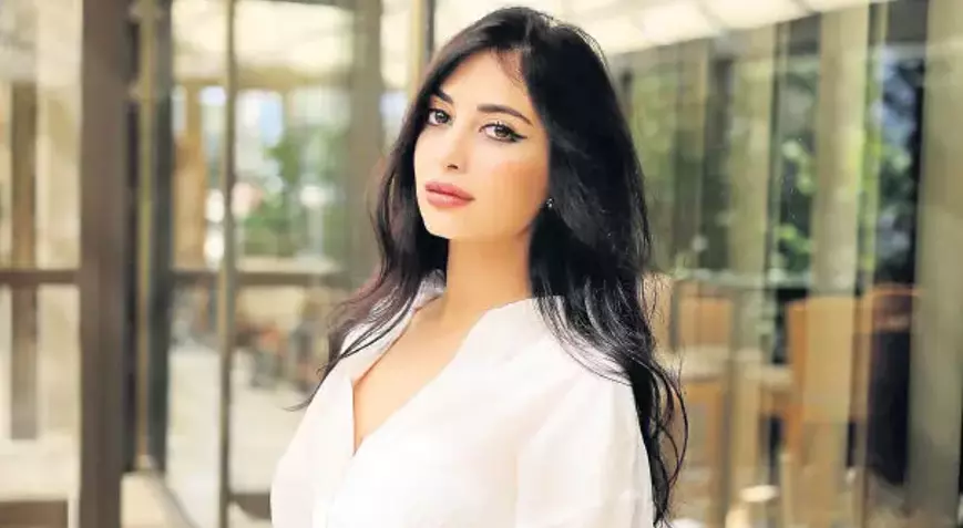 Melike Yalova Measurements, Bio, Age, Height, Weight, Shoe and Bra Size