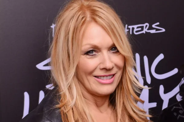 Nancy Wilson Measurements, bio, height, weight, shoe and bra size