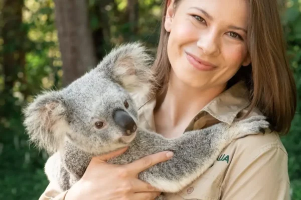 Bindi Irwin Measurements, Bio, Age, Height, Weight, Shoe and Bra Size