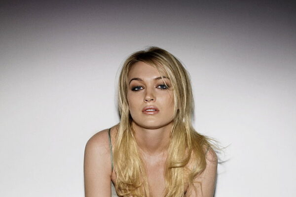 Sophia Myles Measurements, Bio, Age, Height, Weight, Shoe, and Bra size